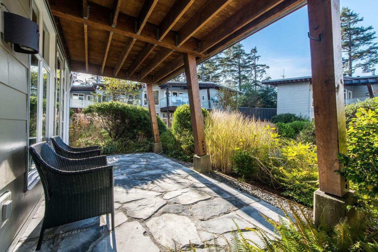 Cox Bay Beach Resort Tofino Exterior photo